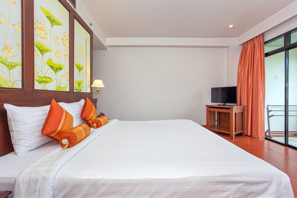 Alpina Phuket Nalina Resort & Spa Exterior photo