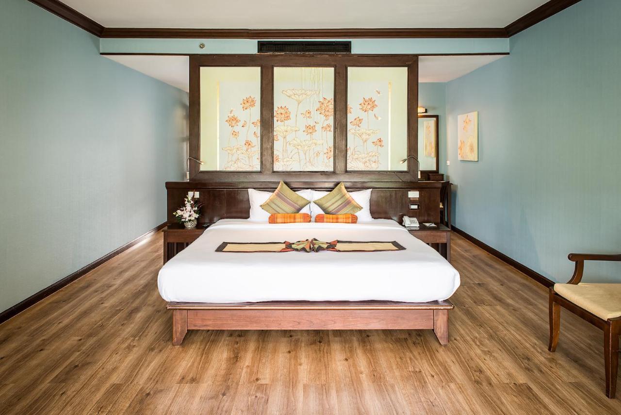 Alpina Phuket Nalina Resort & Spa Exterior photo