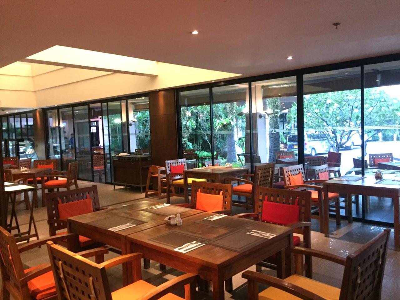 Alpina Phuket Nalina Resort & Spa Exterior photo